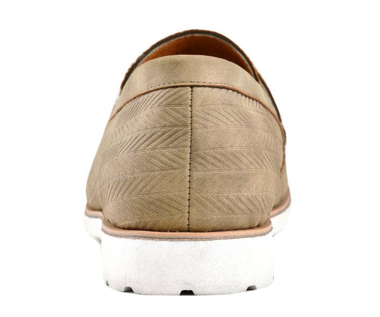 Elias Tan: Tan / 11